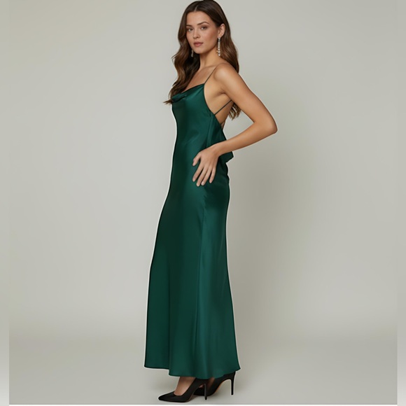 Draped Neck Crisscross Backless Dress - Picture 4 of 6